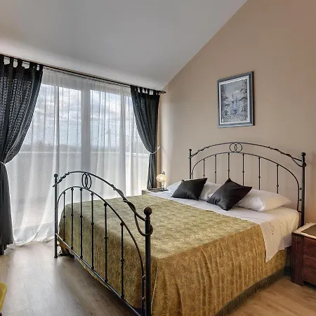 In Svetvincenat With Pool & * Jursici